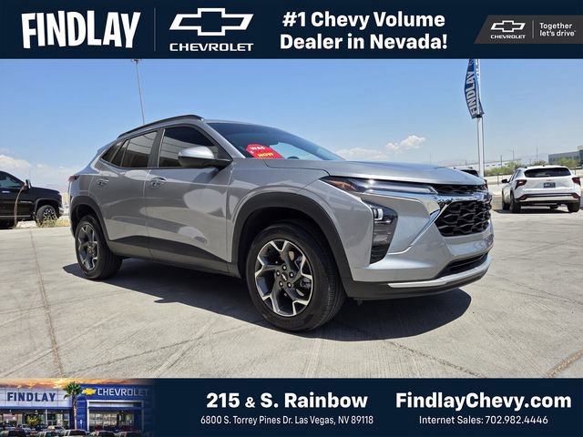 Certified 2025 Chevrolet Trax LT w/ Driver Confidence Package