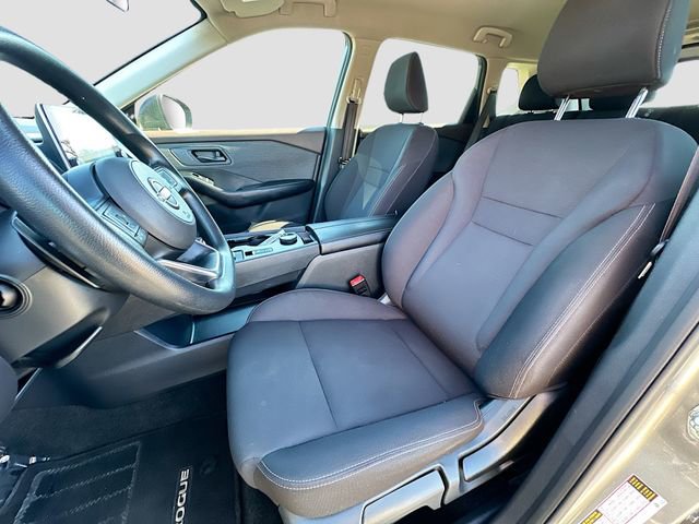 Used 2023 Nissan Rogue S image 19