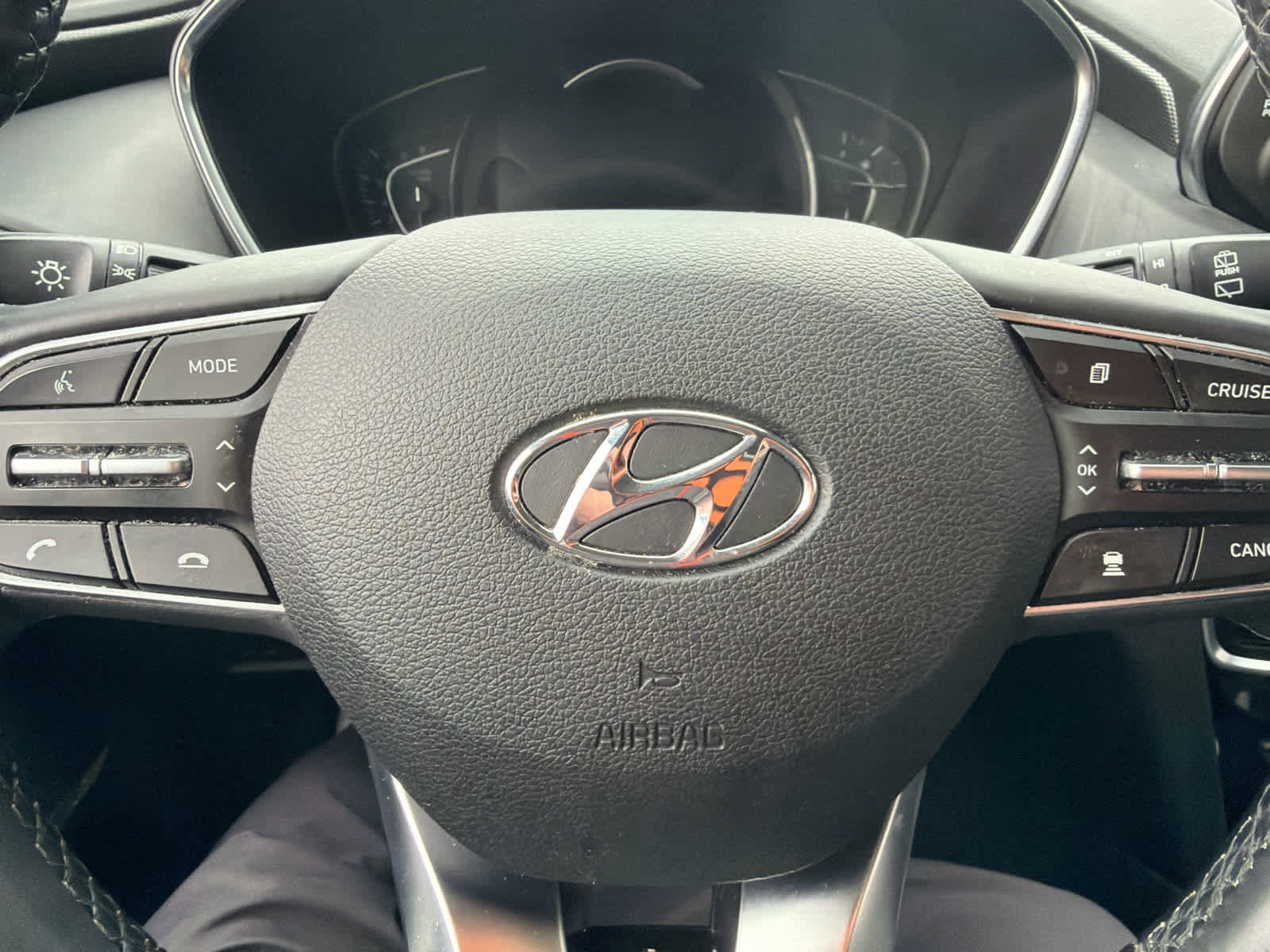 Used 2019 Hyundai Santa Fe SEL image 20