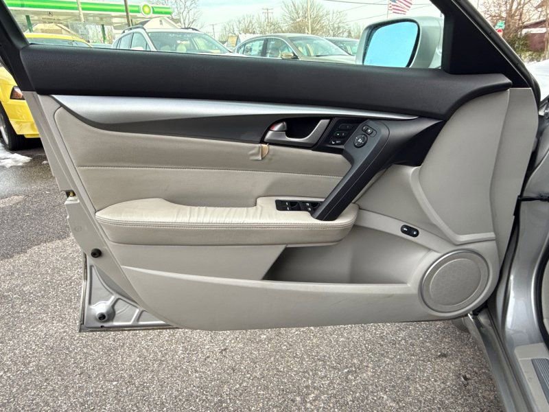 Used 2010 Acura TL image 9