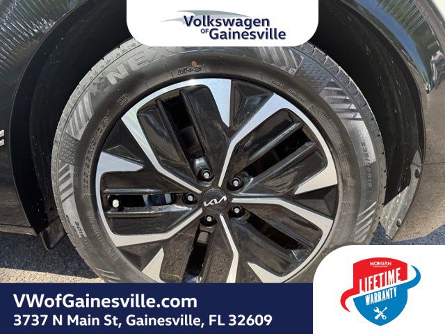 Used 2022 Kia EV6 Wind AWD/4WD image 30