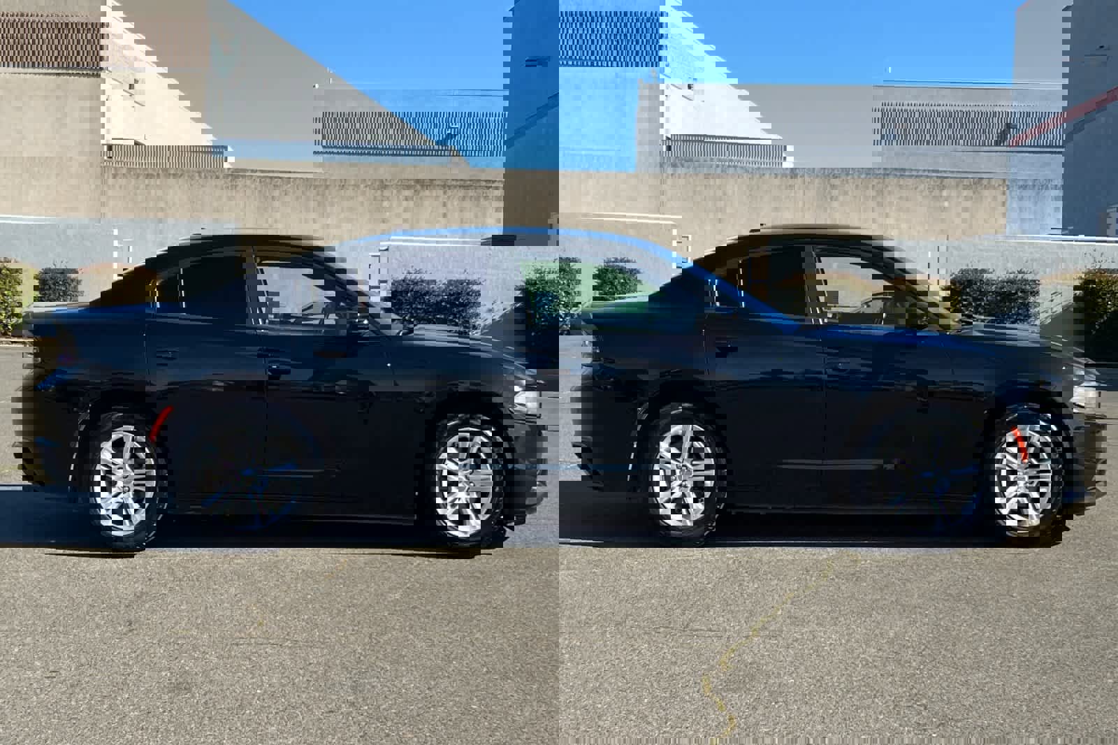 Used 2020 Dodge Charger SXT image 6