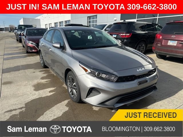 Used 2024 Kia Forte LXS image 1