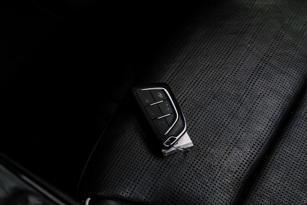 Used 2021 Cadillac Escalade Sport RWD image 54