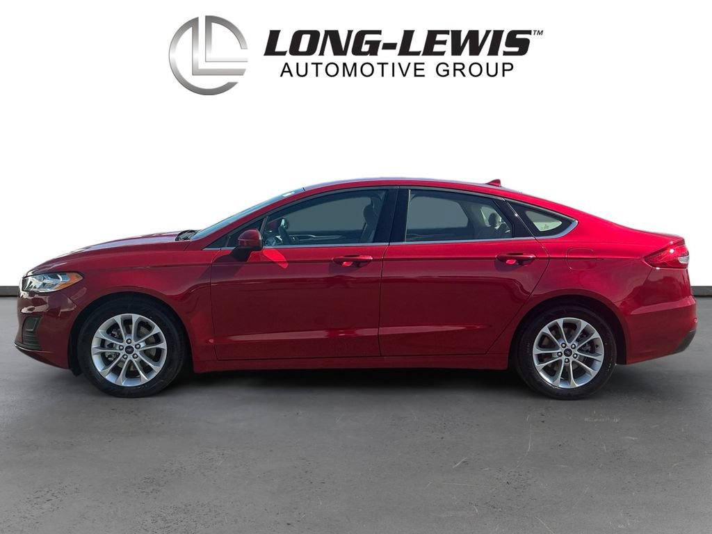 Used 2020 Ford Fusion SE FWD image 2