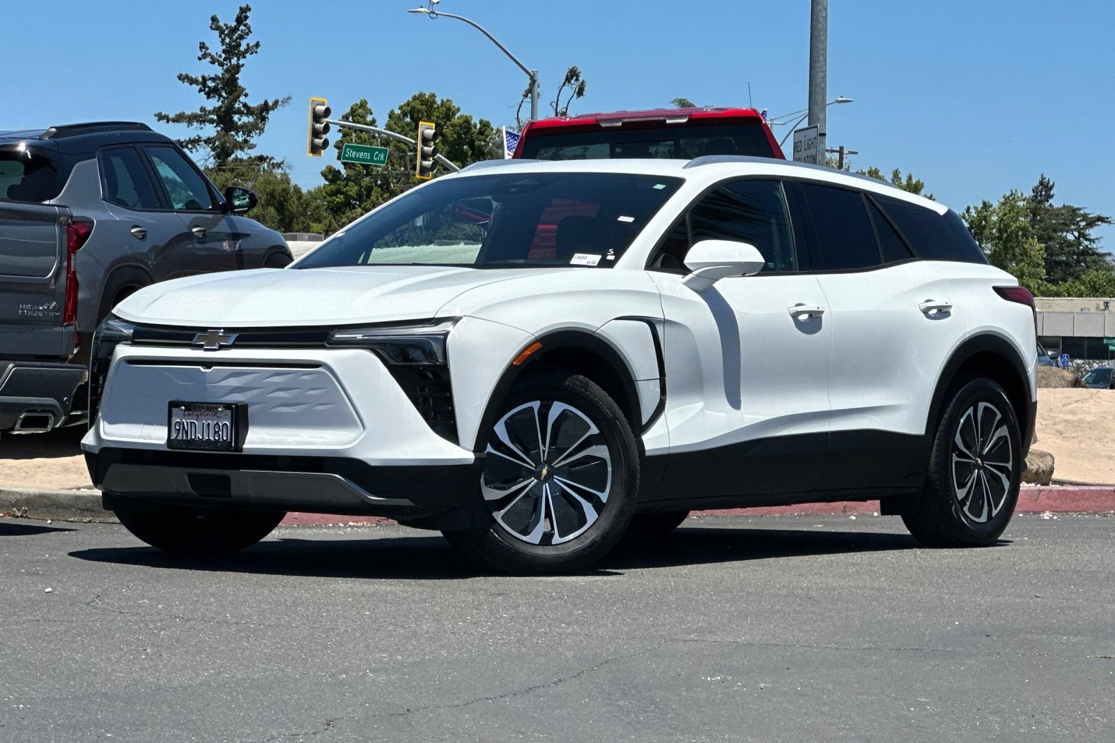 Used 2024 Chevrolet Blazer EV LT AWD/4WD image 8