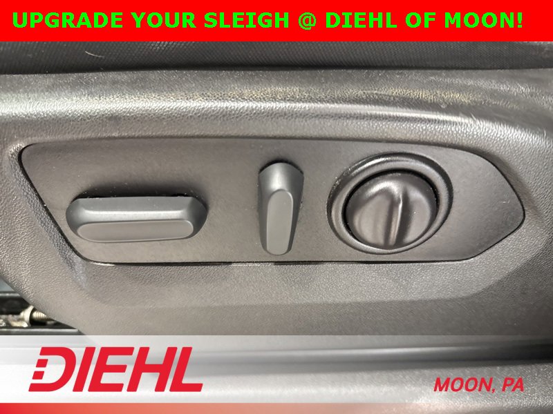 Used 2021 Chevrolet Silverado 1500 LT image 20