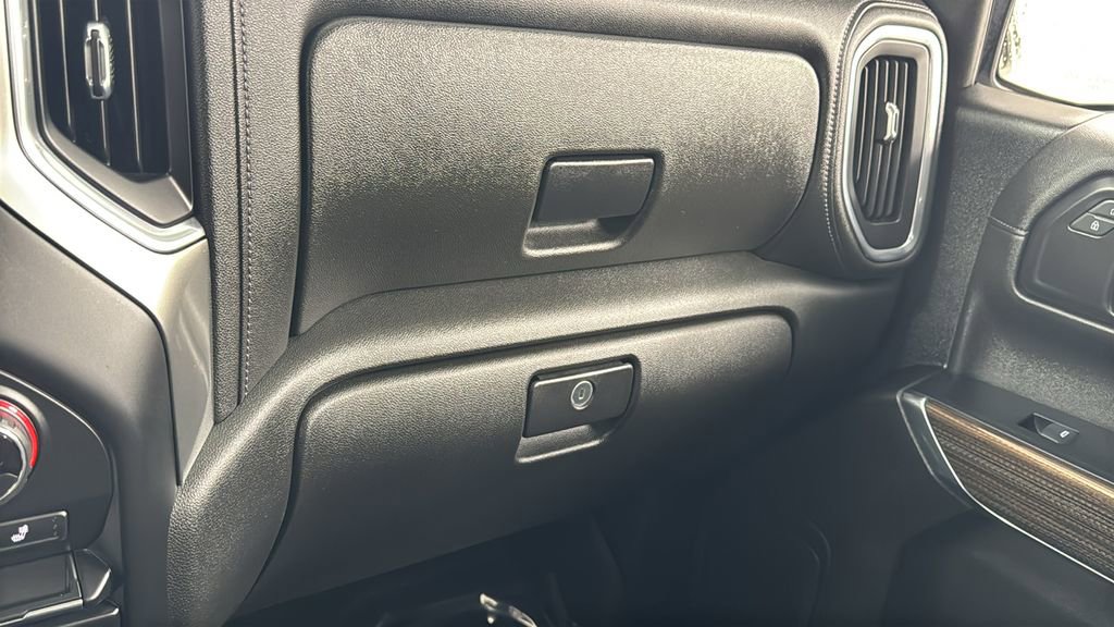 Used 2021 Chevrolet Silverado 1500 LT w/ Bed Protection Package image 28