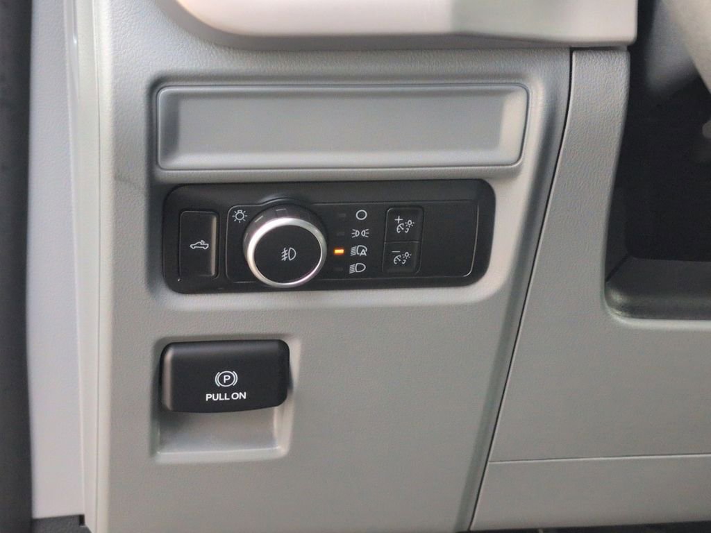 Used 2023 Ford F150 XLT image 17