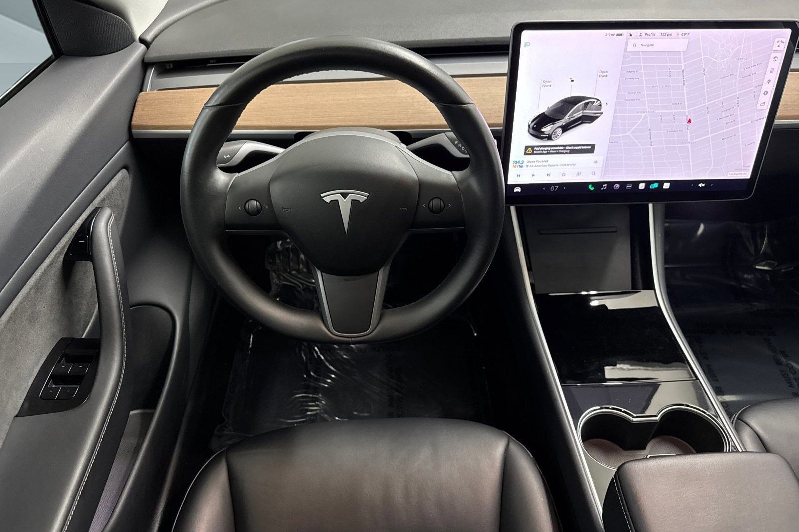 Used 2018 Tesla Model 3 Performance image 26