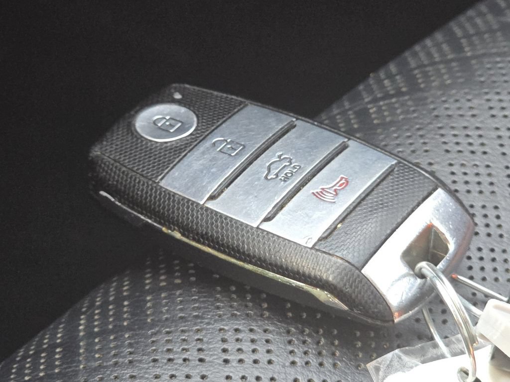 Used 2016 Kia Optima EX FWD image 32