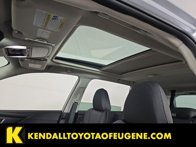 Used 2023 Subaru Forester Premium AWD/4WD image 26