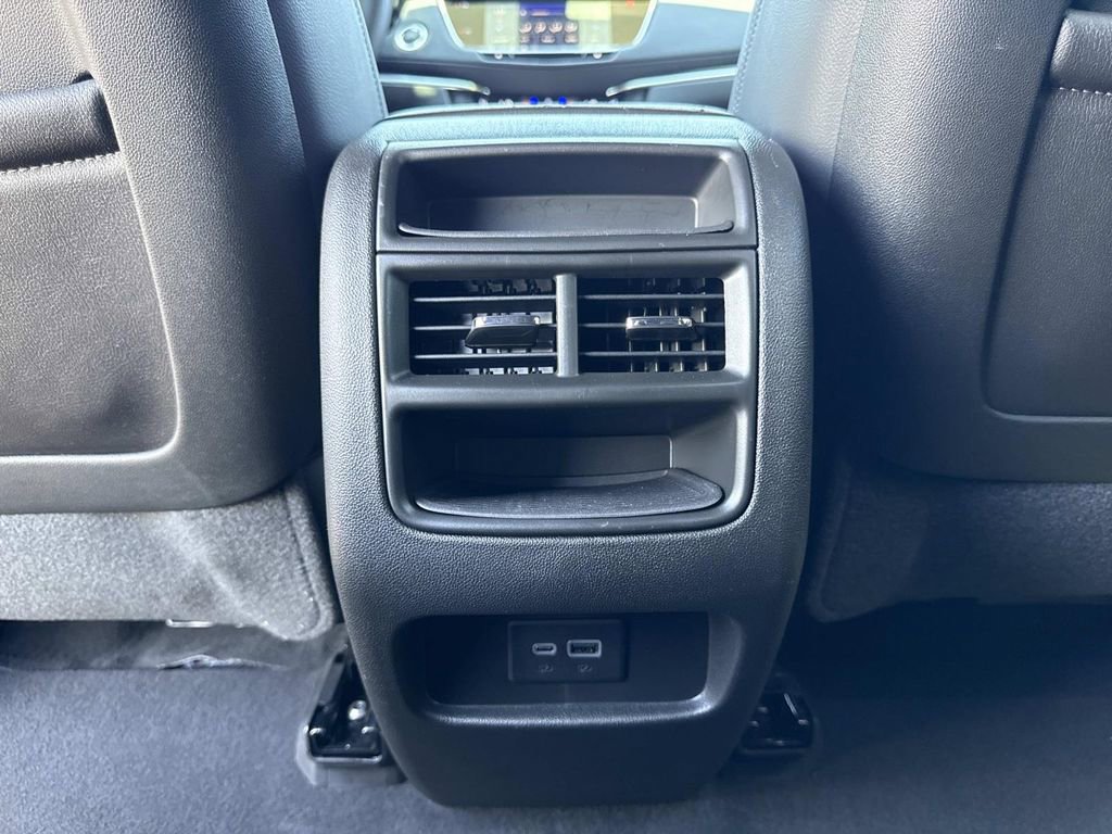 Used 2024 Cadillac XT5 Luxury FWD image 17