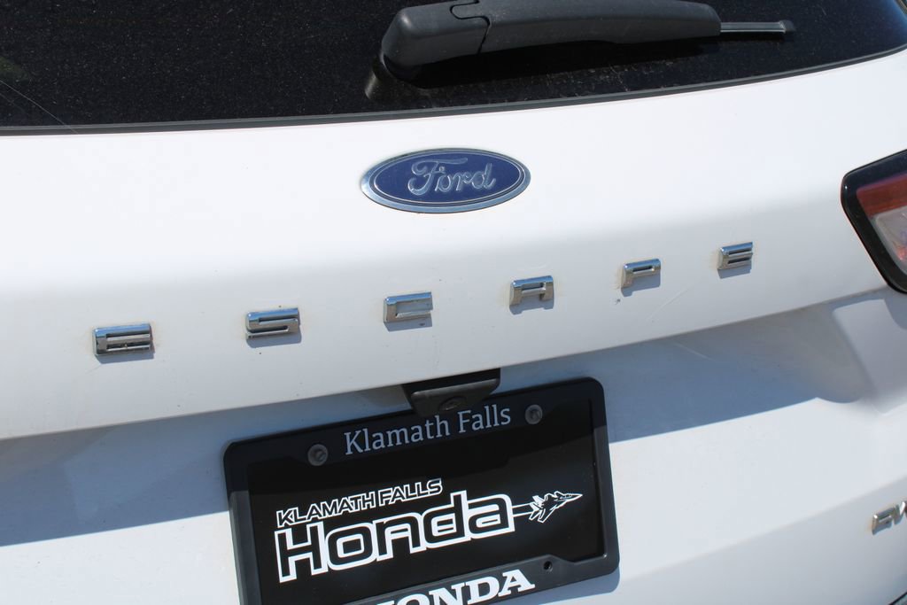 Used 2022 Ford Escape SE w/ Cold Weather Package AWD/4WD image 10