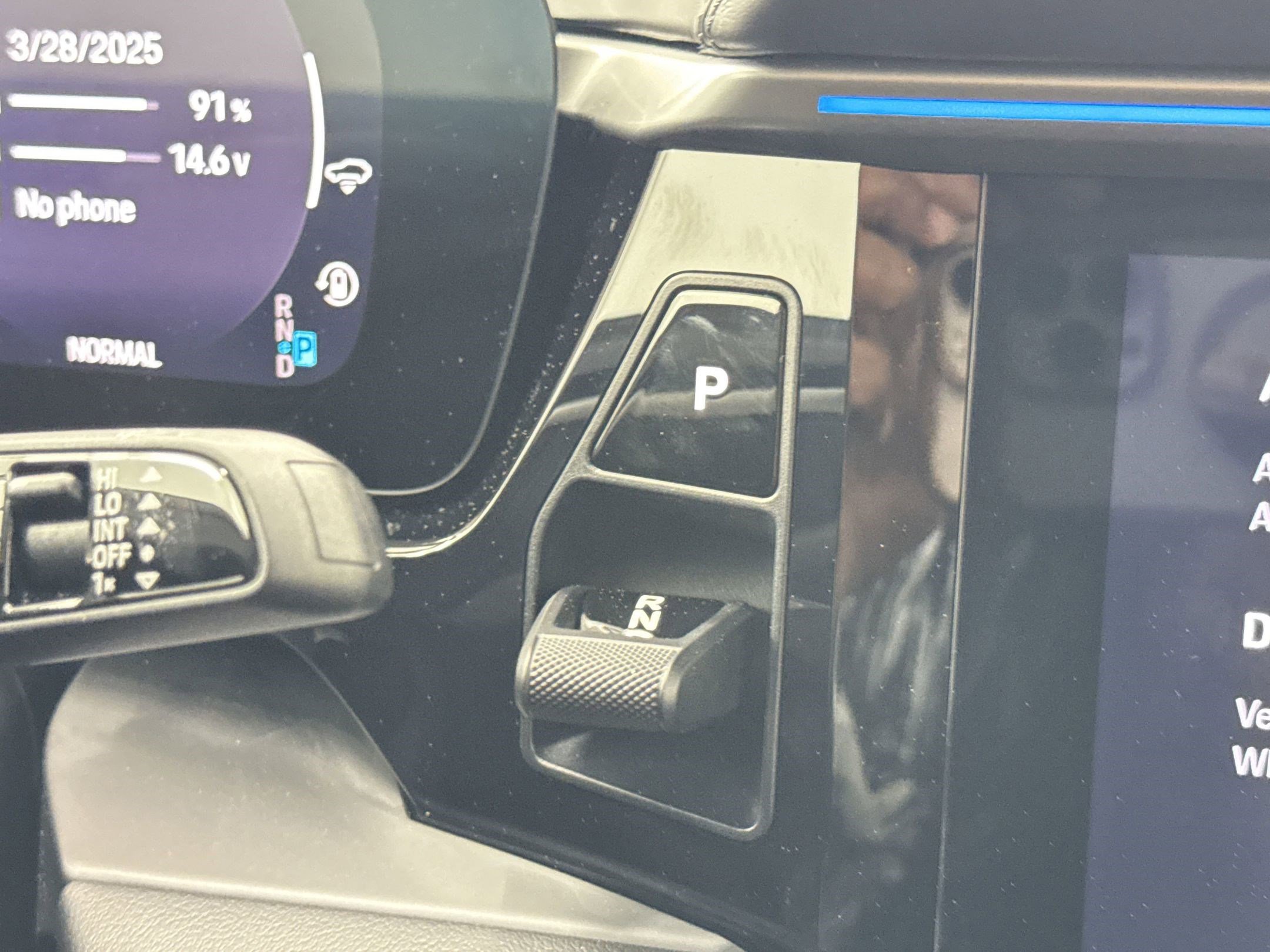 Used 2024 Porsche Macan 4 Electric image 18