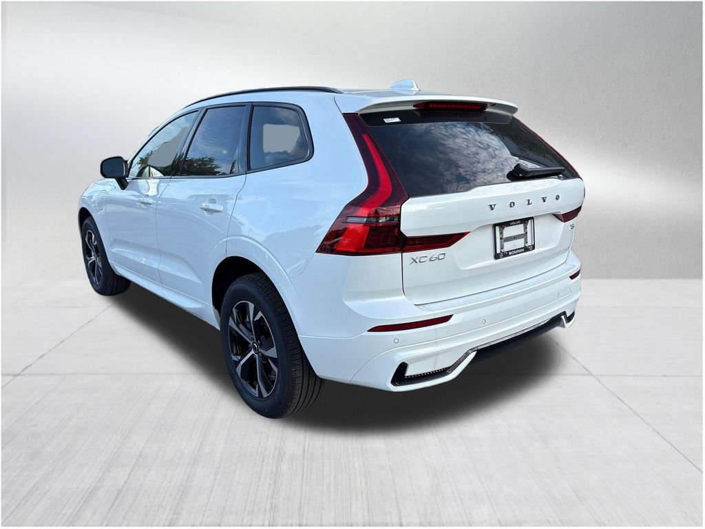New 2026 Volvo XC60 T8 Core image 7