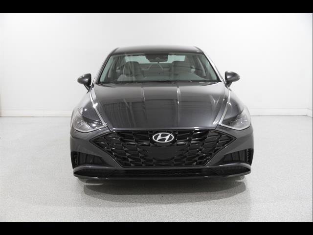 Used 2020 Hyundai Sonata SEL w/ Cargo Package FWD image 2
