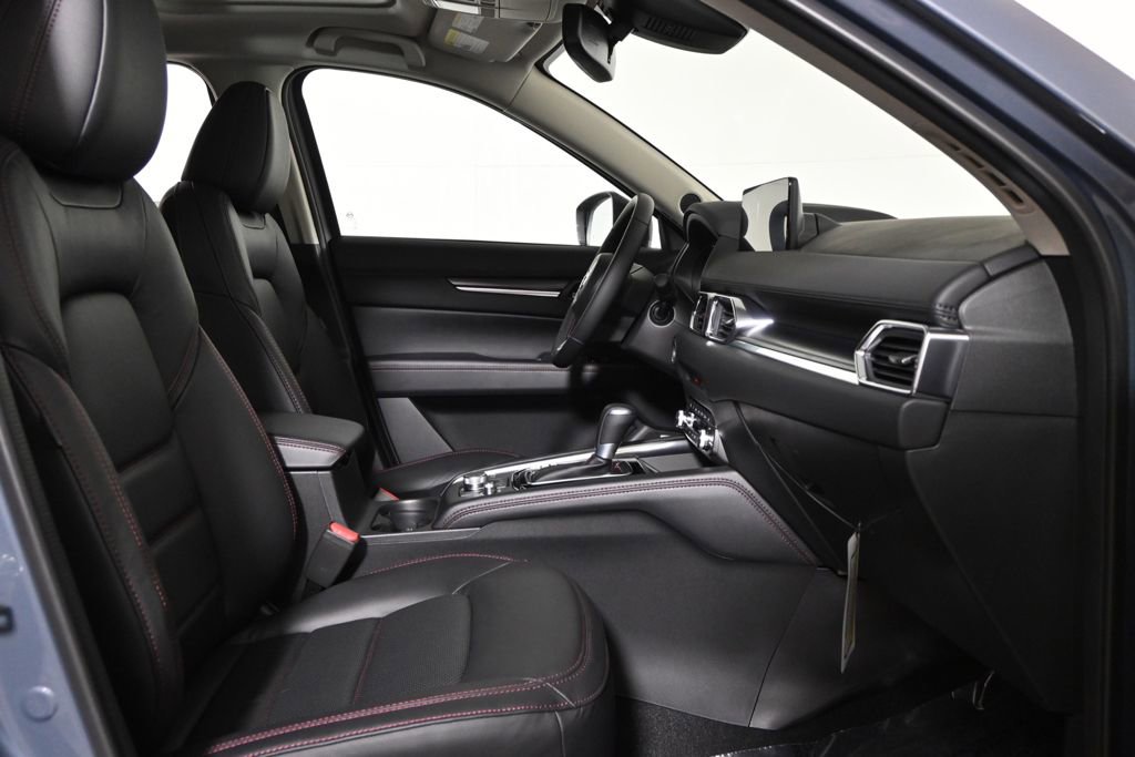 New 2025 MAZDA CX-5 Carbon Edition image 15