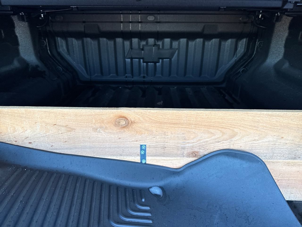 Used 2025 Chevrolet Colorado ZR2 w/ Technology Package image 10