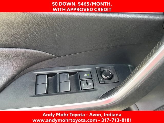 Used 2020 Toyota RAV4 XLE Premium FWD image 11
