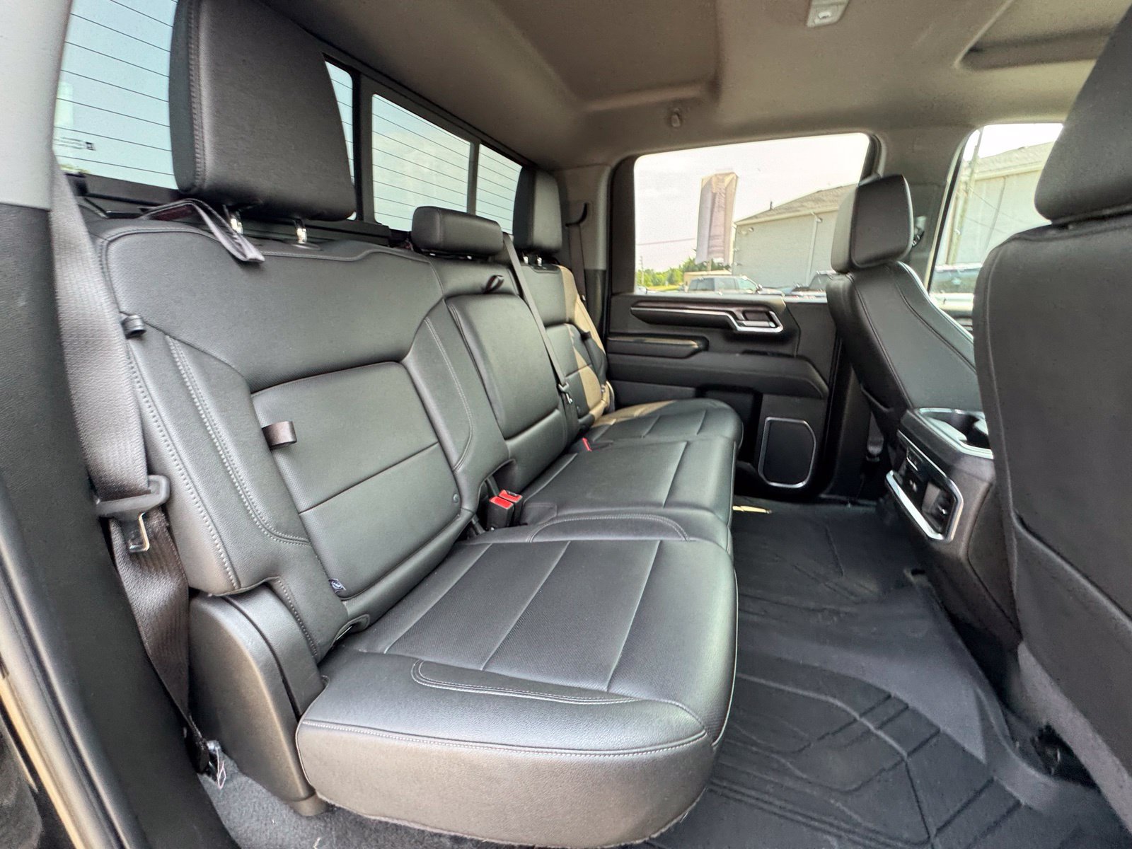 Used 2024 Chevrolet Silverado 2500 LTZ w/ LTZ Plus Package AWD/4WD image 41