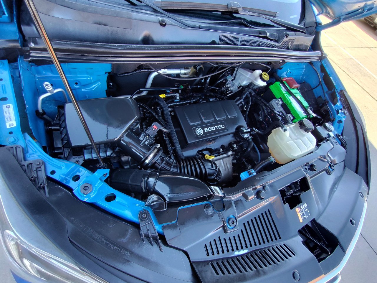 Used 2018 Buick Encore Essence image 46