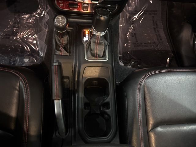 Used 2021 Jeep Wrangler Unlimited Rubicon AWD/4WD image 30