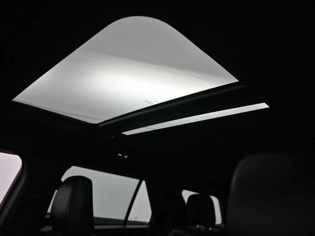 Used 2025 Ford Explorer ST w/ Sun And Sound Package image 29