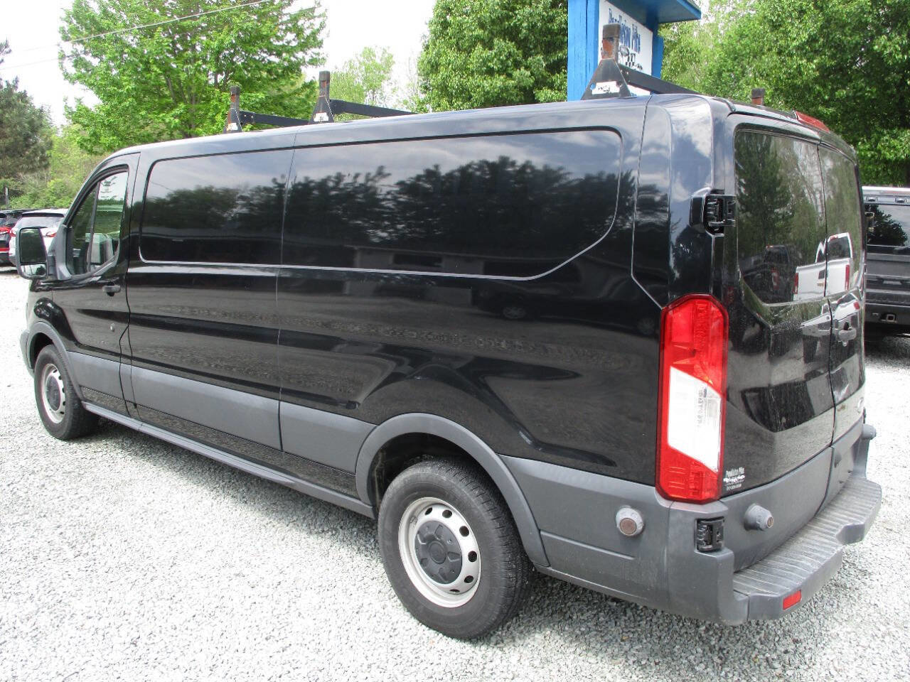 Used 2017 Ford Transit 250 148 Low Roof RWD image 3