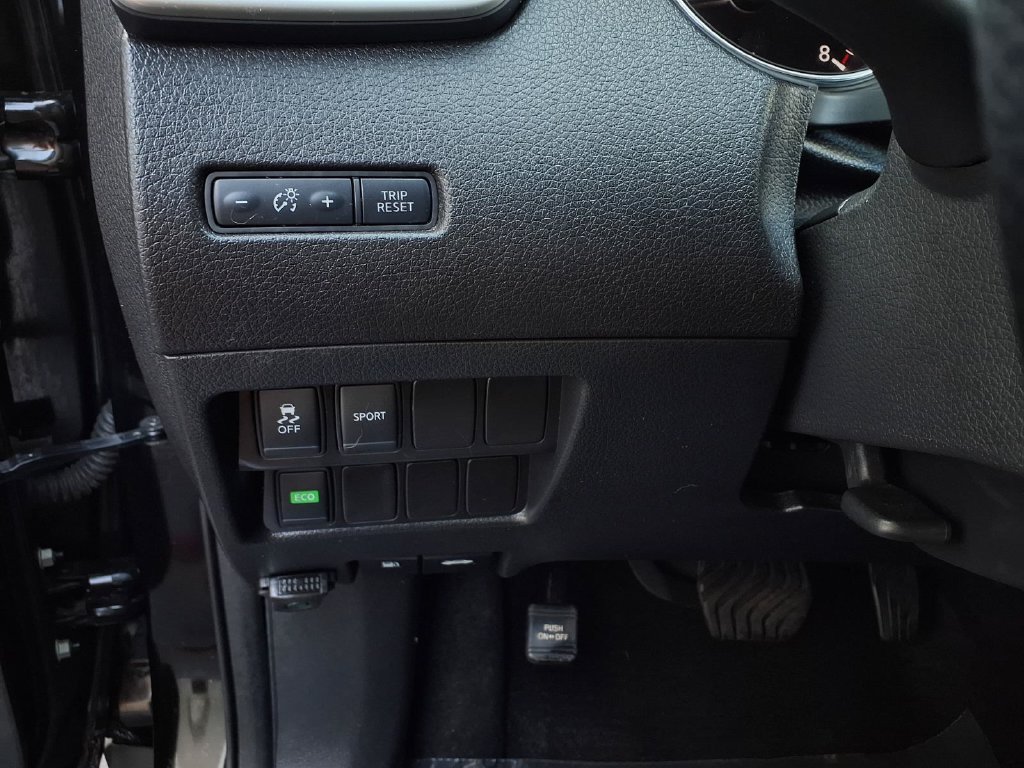 Used 2016 Nissan Rogue S FWD image 13