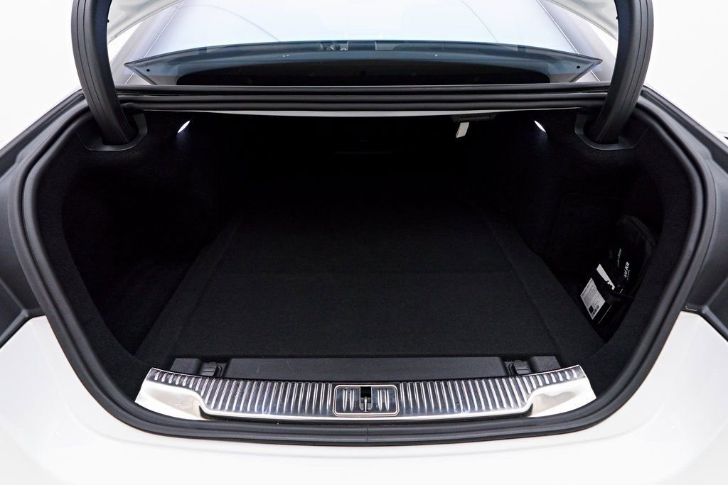 Used 2024 Mercedes-Benz S 580e 4MATIC Sedan image 19