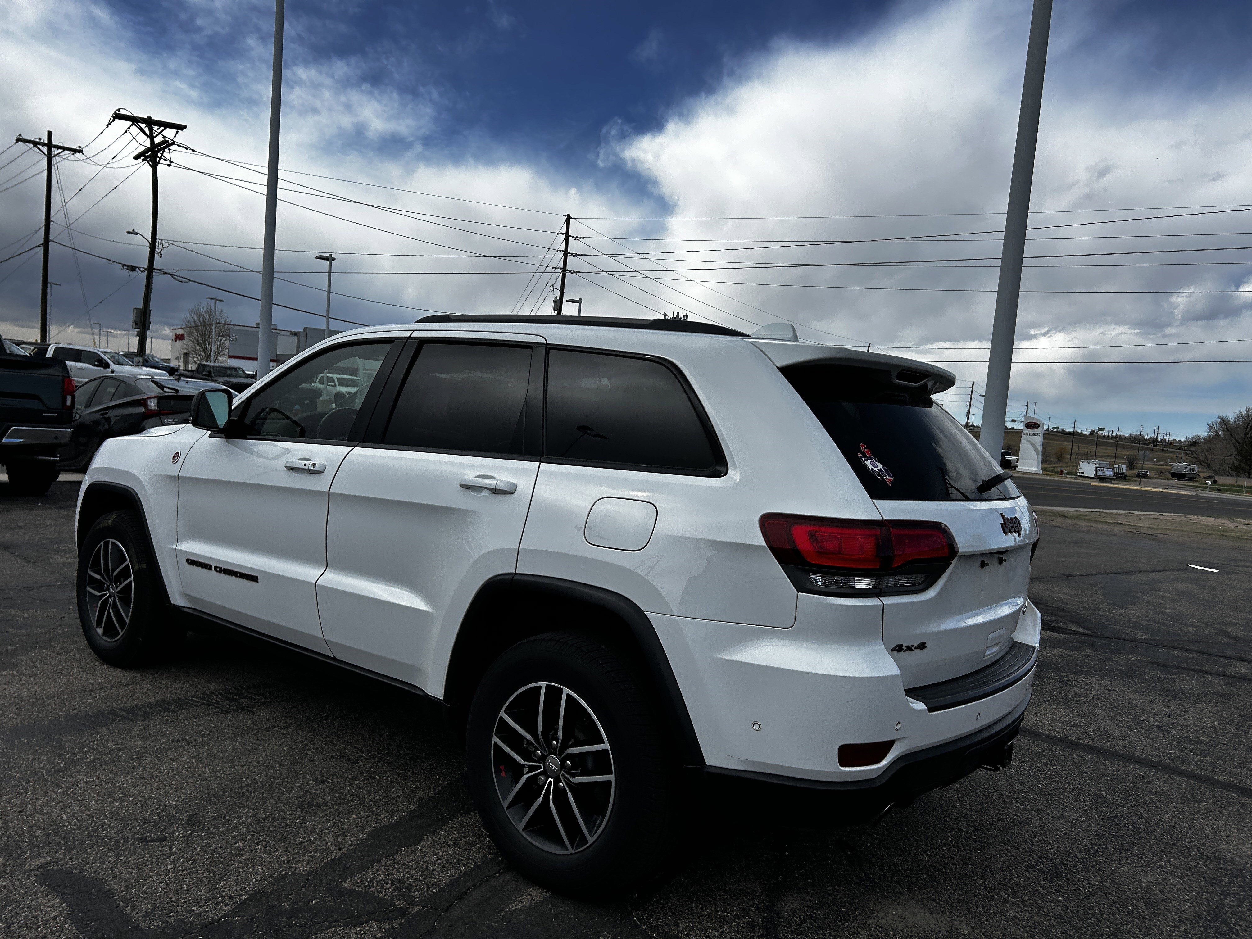 Used 2017 Jeep Grand Cherokee Trailhawk w/ Trailhawk Luxury Group image 17