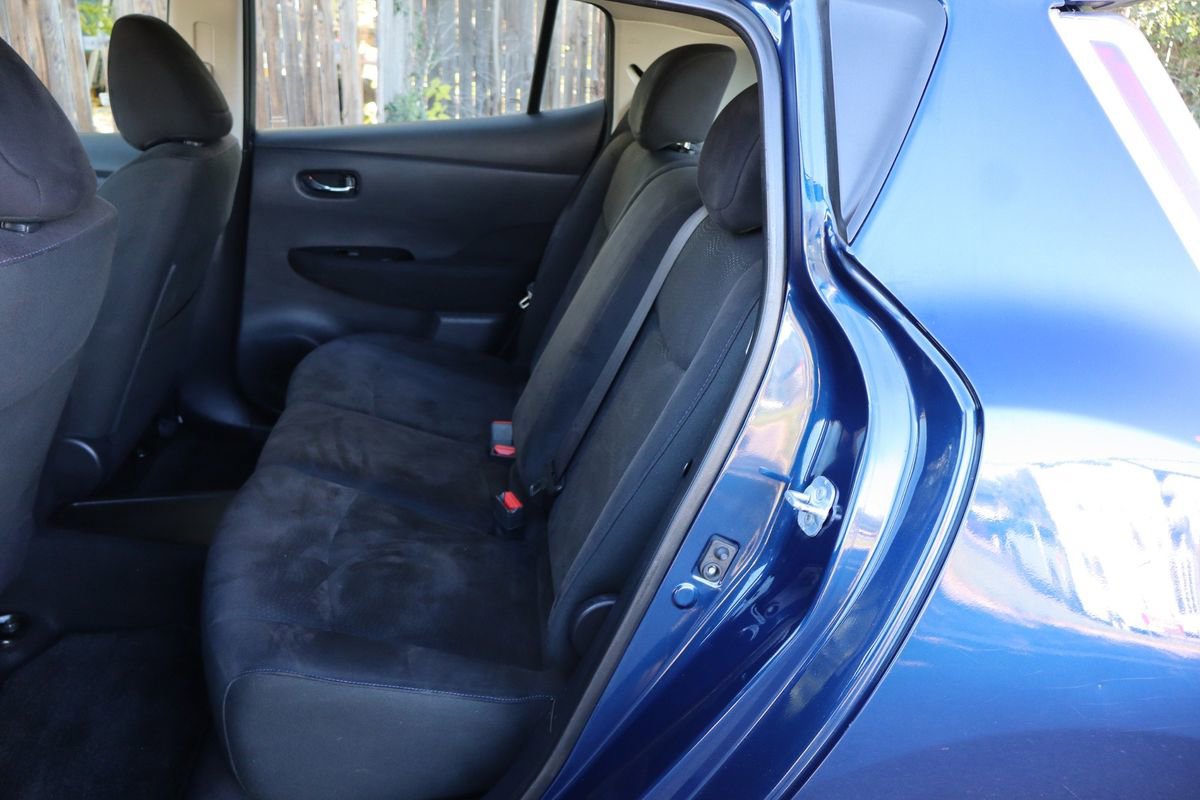 Used 2016 Nissan Leaf SV image 20