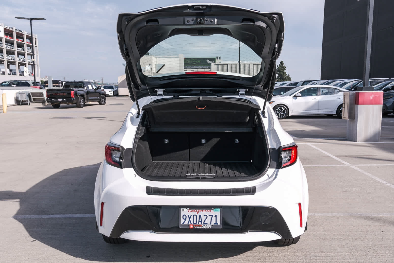 Certified 2026 Toyota Corolla SE FWD image 33