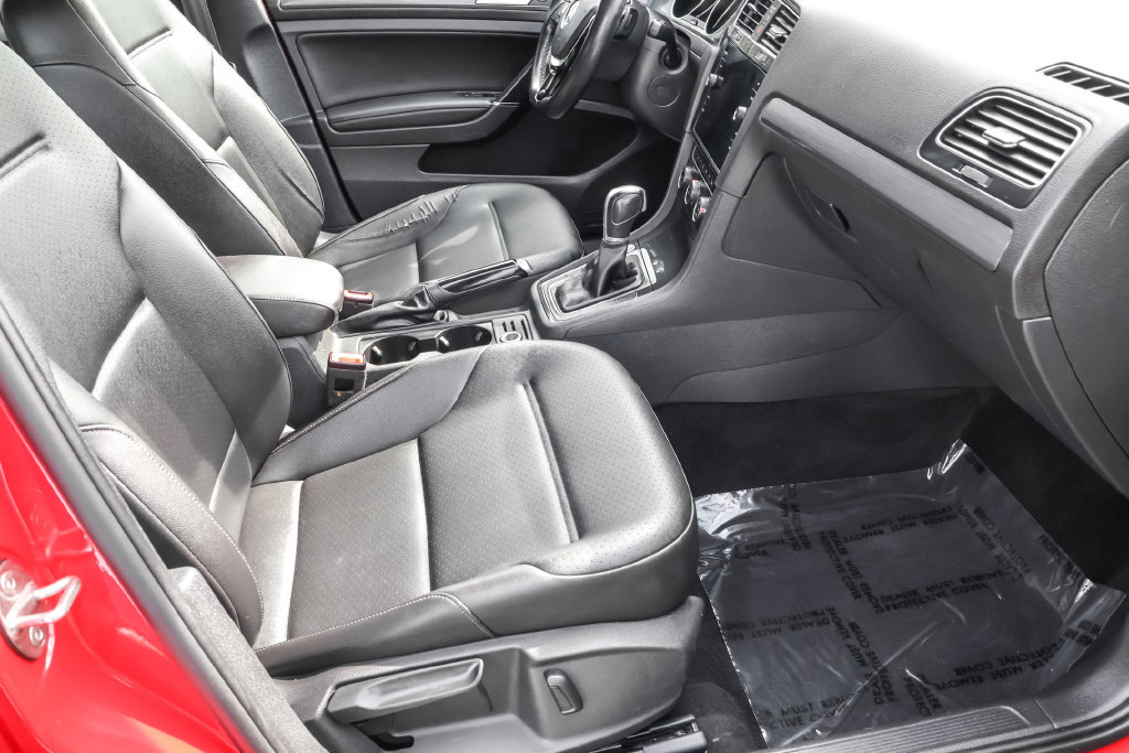 Used 2019 Volkswagen Golf SE w/ Driver Assistance Package FWD image 36
