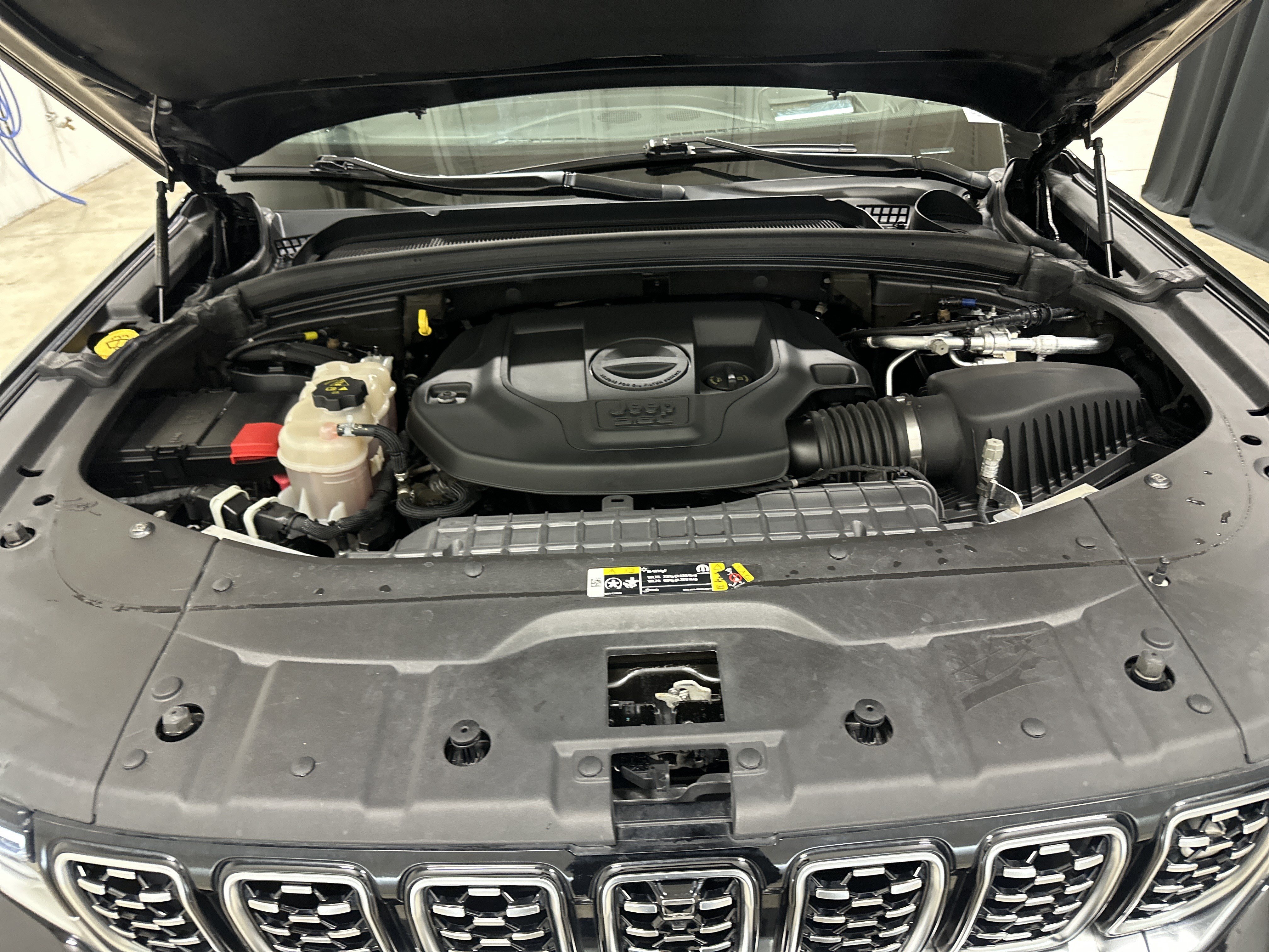Used 2022 Jeep Grand Cherokee Summit w/ Adv Protech Group IV AWD/4WD image 34