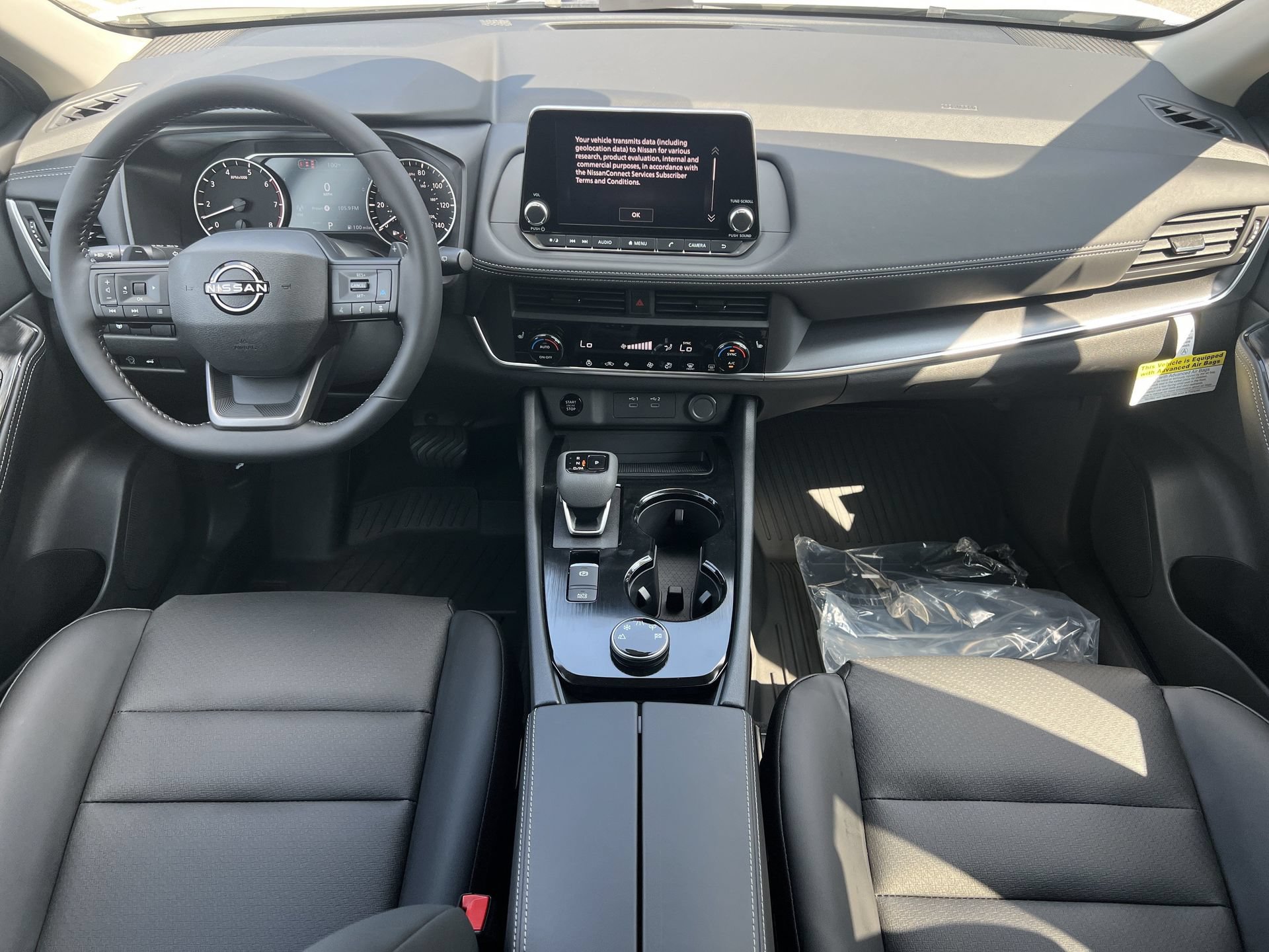 New 2026 Nissan Rogue Dark Armor AWD/4WD image 2