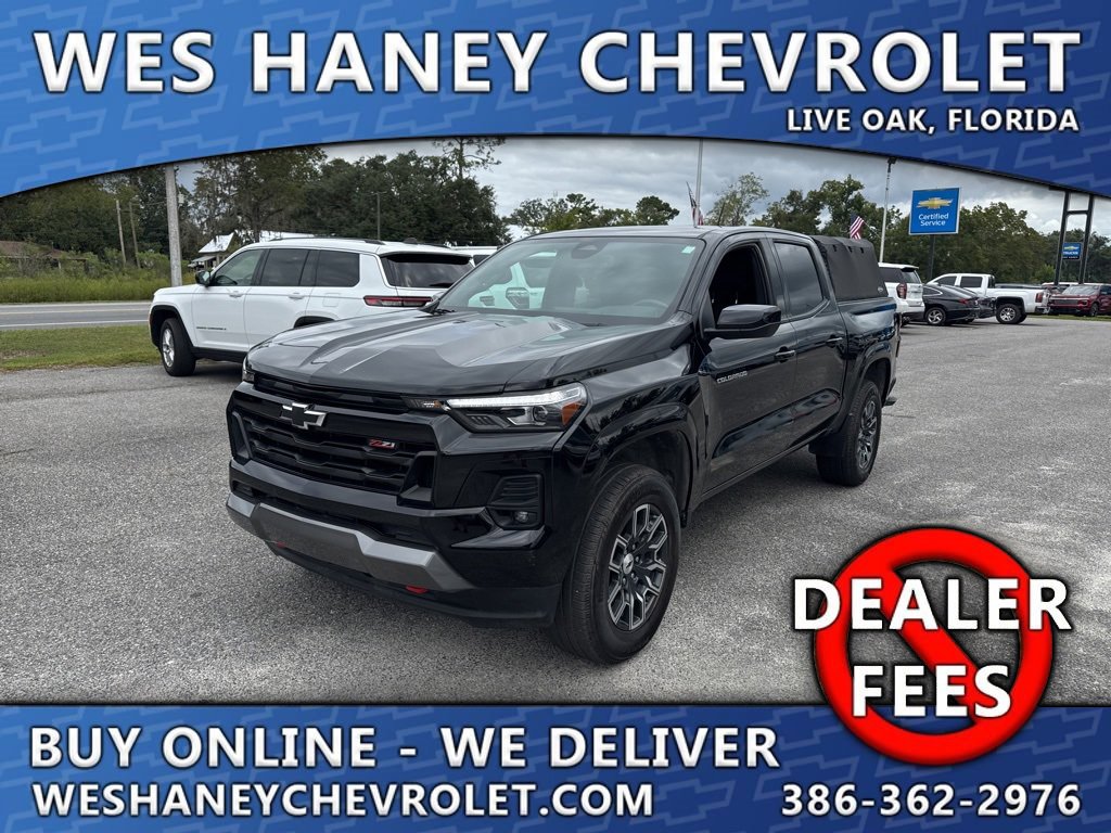 Used 2023 Chevrolet Colorado Z71 w/ Z71 Convenience Package 2