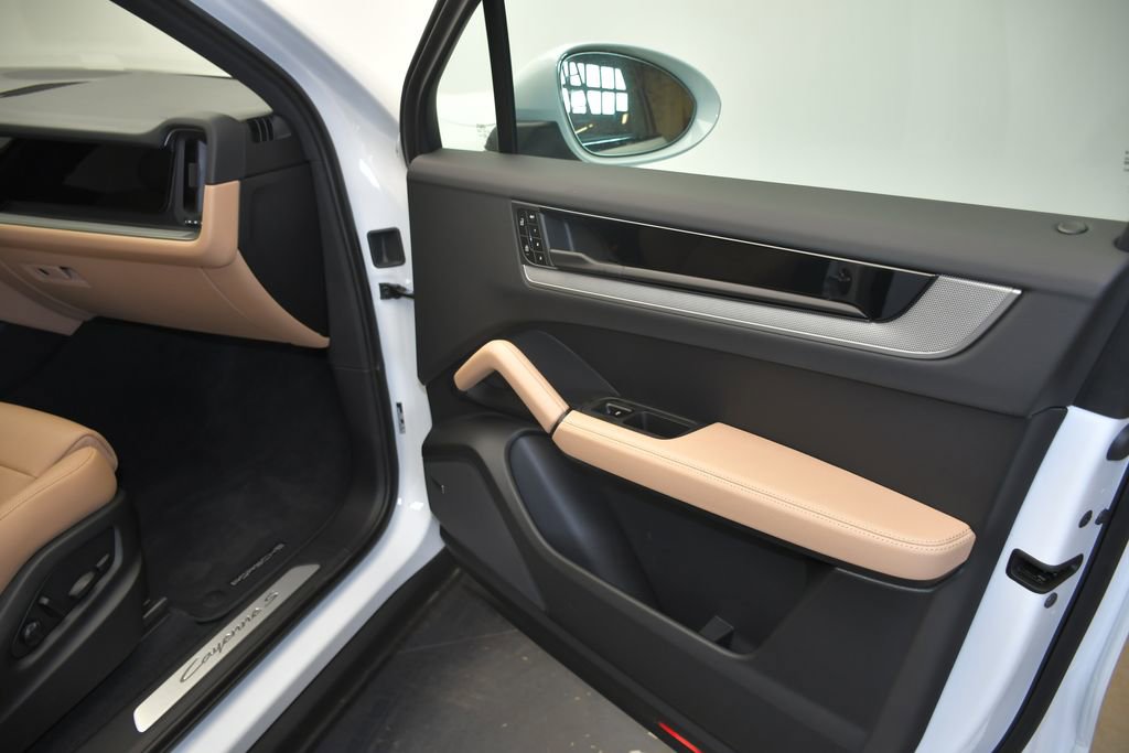 New 2026 Porsche Cayenne S AWD/4WD image 20