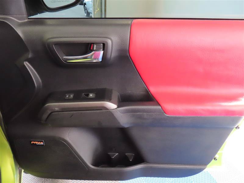 Used 2022 Toyota Tacoma TRD Pro AWD/4WD image 33