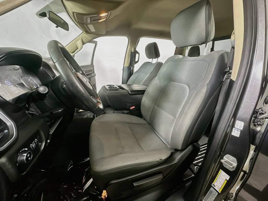 Used 2019 RAM 1500 Big Horn RWD image 16