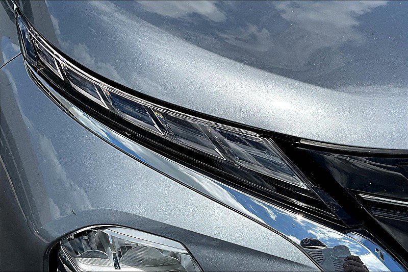 Used 2023 Mitsubishi Outlander SE image 7