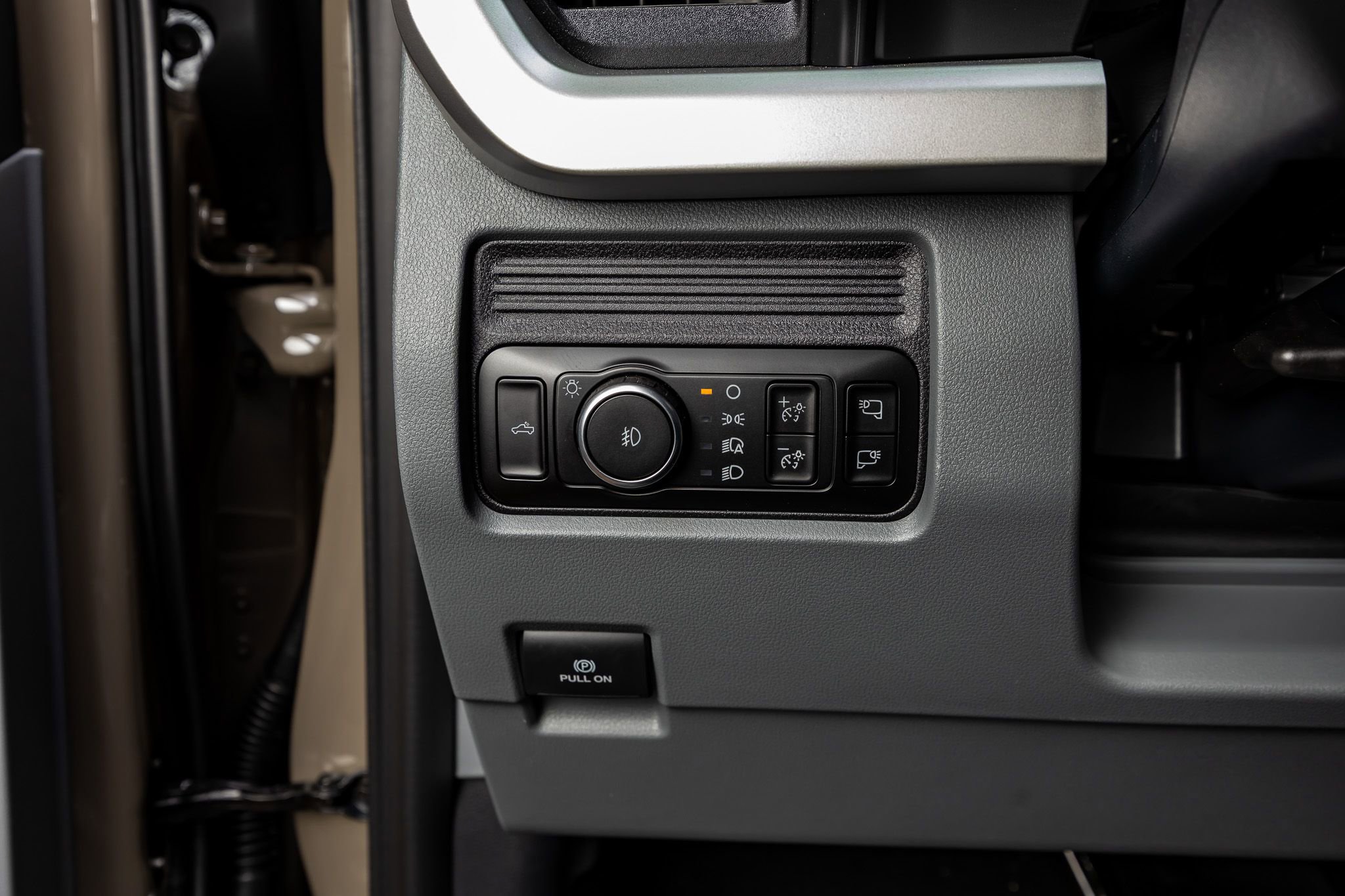 Used 2026 Ford F350 XLT w/ 360-Degree Camera Package AWD/4WD image 22