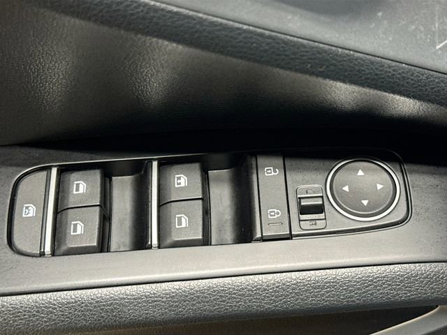 Used 2023 Kia Soul S FWD image 18
