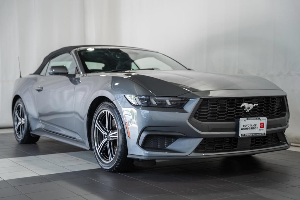 Used 2025 Ford Mustang Premium