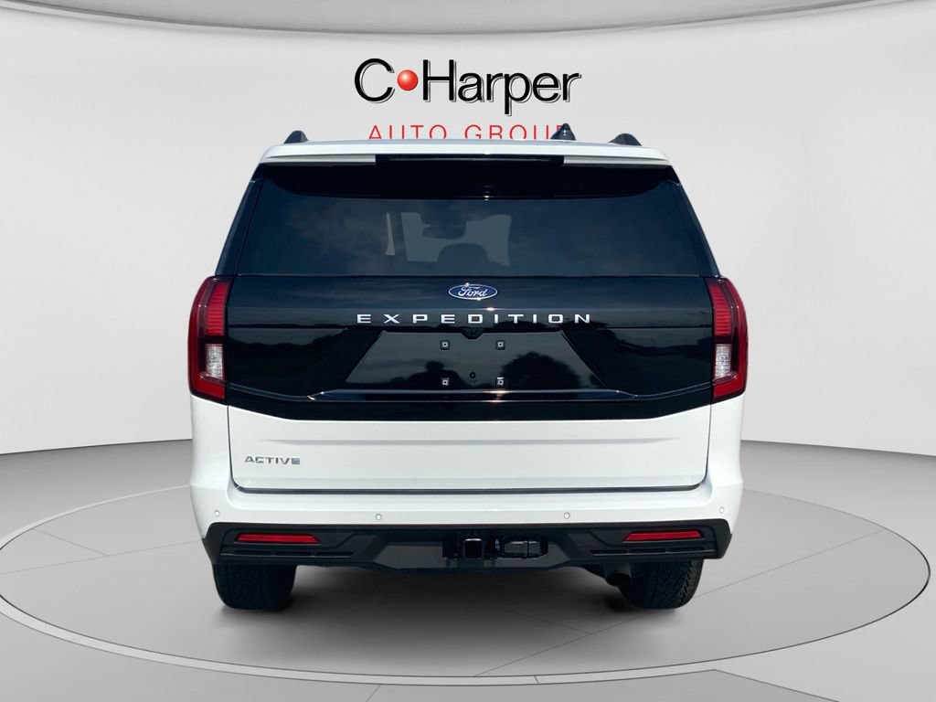 Used 2025 Ford Expedition Active AWD/4WD image 4