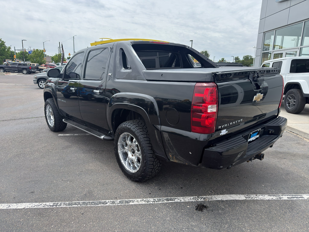 Used 2008 Chevrolet Avalanche LT w/ LT Preferred Equipment Group AWD/4WD image 3