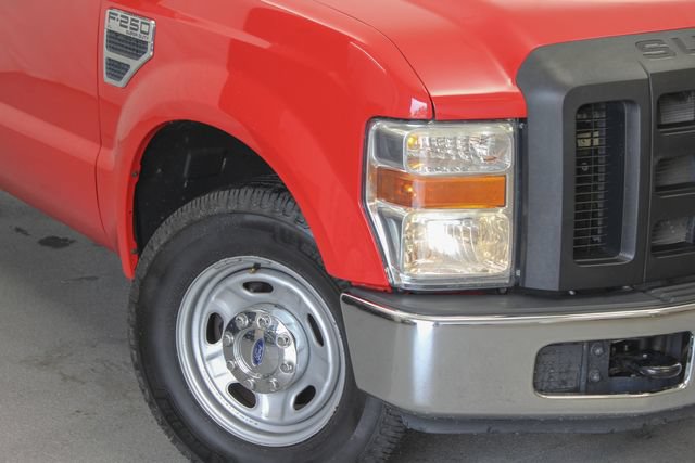 Used 2010 Ford F250 XL RWD image 3