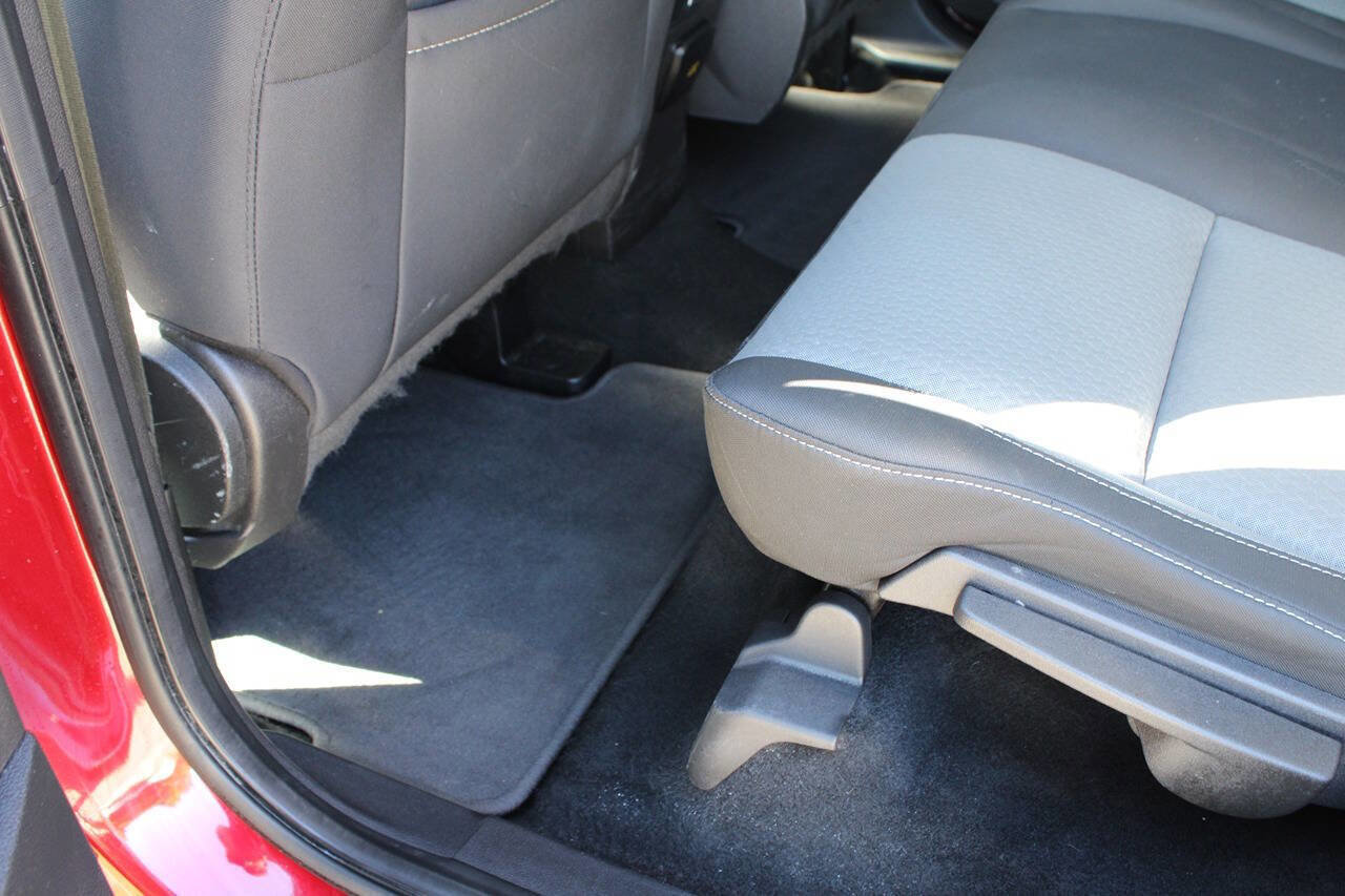 Used 2017 Ford Escape SE image 53