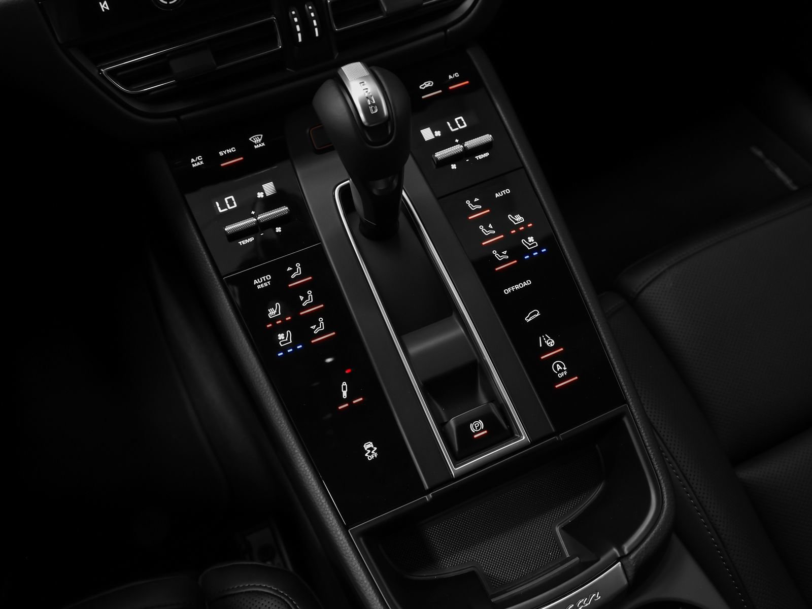 New 2026 Porsche Macan Turbo AWD/4WD image 39